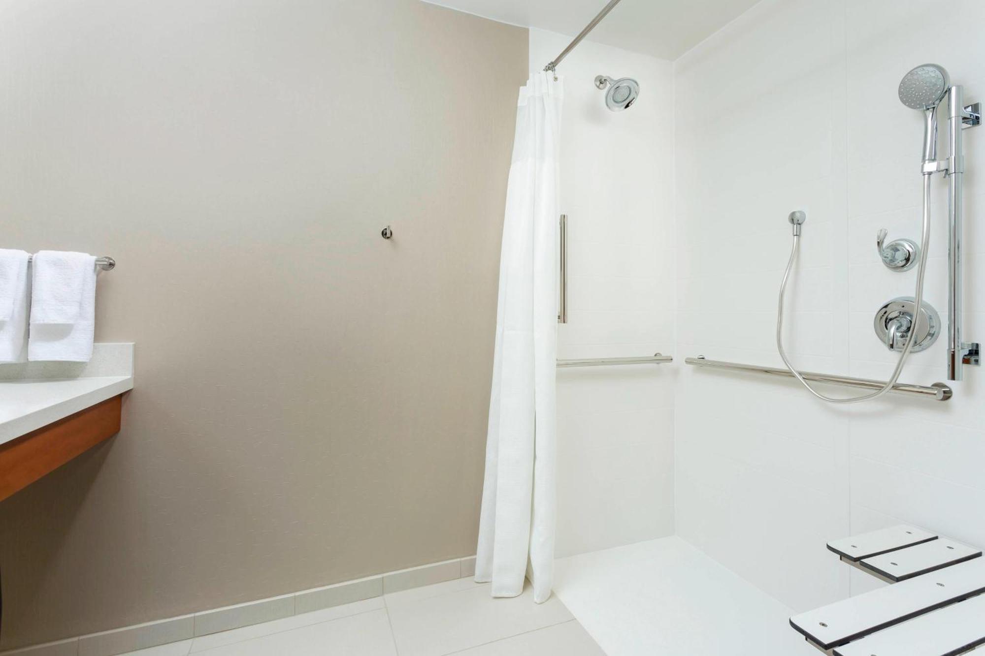 Springhill Suites By Marriott San Diego Mission Valley Екстериор снимка