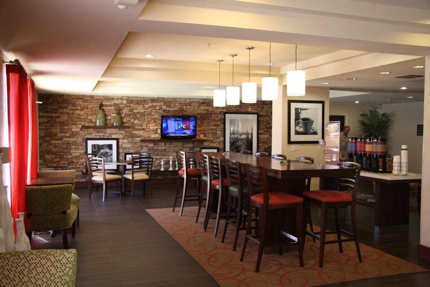 Springhill Suites By Marriott San Diego Mission Valley Екстериор снимка